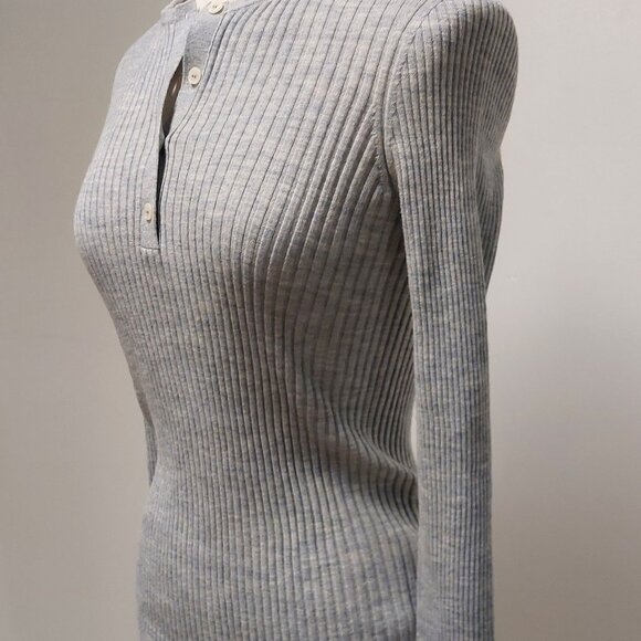 COS, Grey Heather, Lightweight, 100% Wool, L/S, Henley Sweater, Size: S - Picture 3 of 8